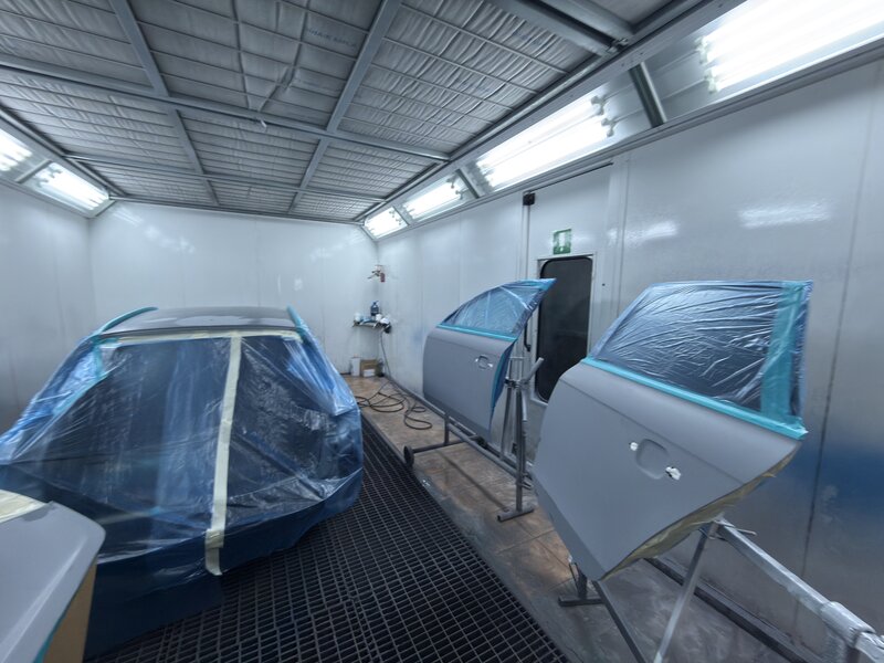 Voluntari Metro hala echipata pentru service auto tinichigerie, vopsitorie