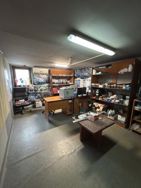 Voluntari Metro hala echipata pentru service auto tinichigerie, vopsitorie