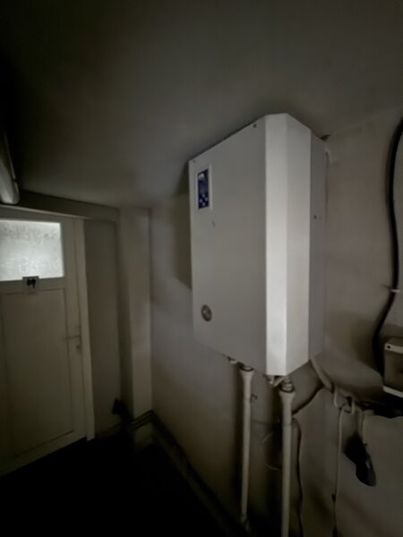 Voluntari Metro hala echipata pentru service auto tinichigerie, vopsitorie